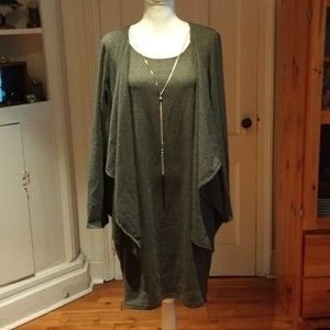 R & K Sleeveless Knit Dess With Attached Jacket & Necklace